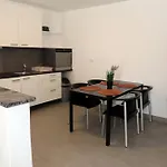 Apolo - Pool & Garden Retreat Apartman *