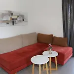 Apolo - Pool & Garden Retreat Apartman Pula