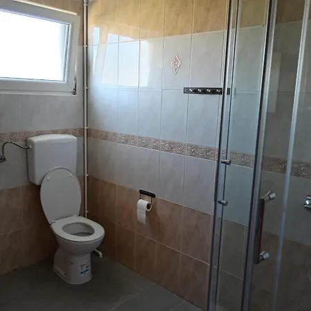 Apolo Apartman Póla