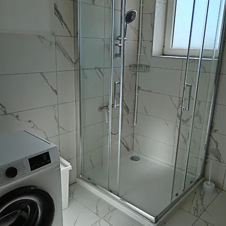 Apolo Apartman Póla