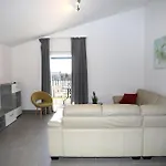 Apartment Apolo - Pool & Garden Retreat Pula