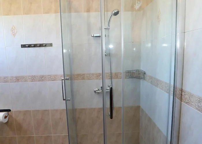 Apolo - Pool & Garden Retreat * פולה